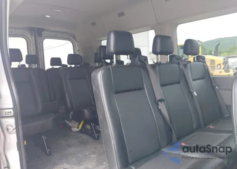 2023 Ford Transit-350 Passenger Van Xl z USA, uszkodzony, nr VIN 1FBAX2C83PKA96917